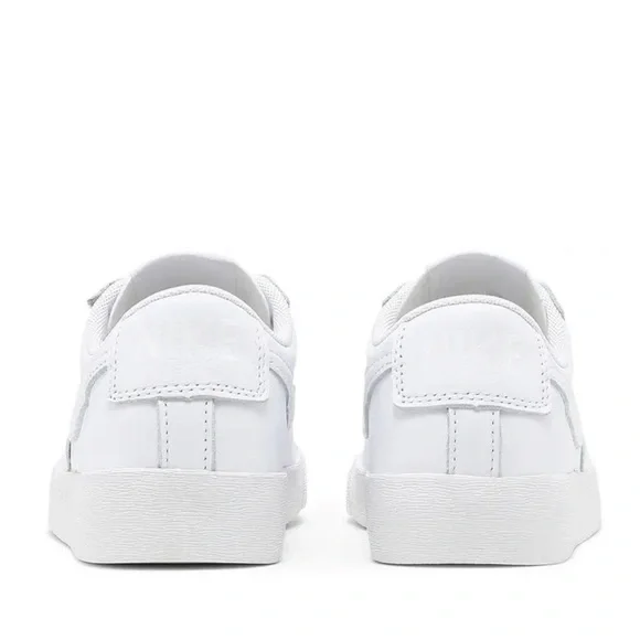 Nike Women’s Blazer Low LE Triple White Sneakers AV9370-111 - Picture 9 of 10